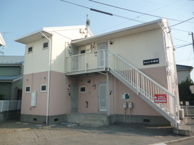 セレナ中海岸 102号室 外観