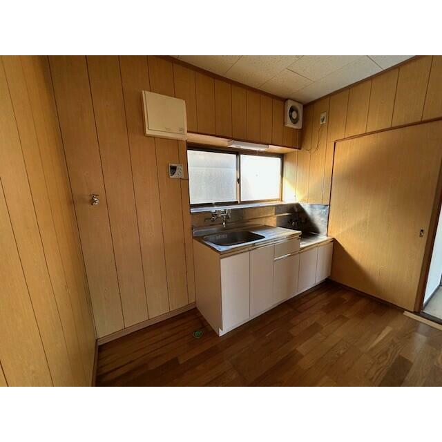 川口貸家 リビング