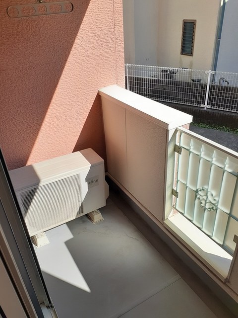 ラブリーメゾン鎌倉 ベランダ