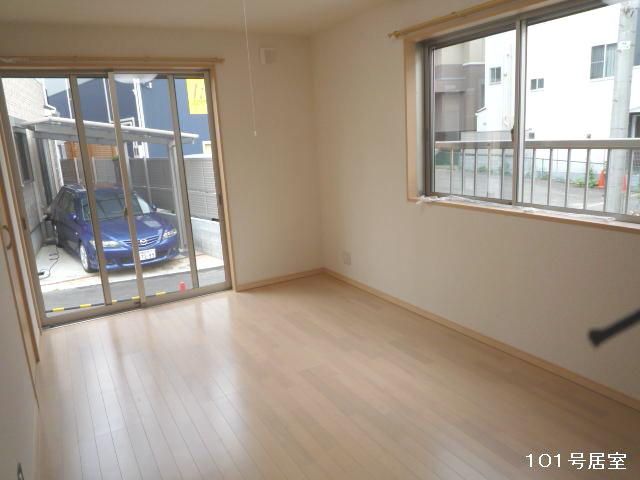 第３山仁ハイツ 玄関