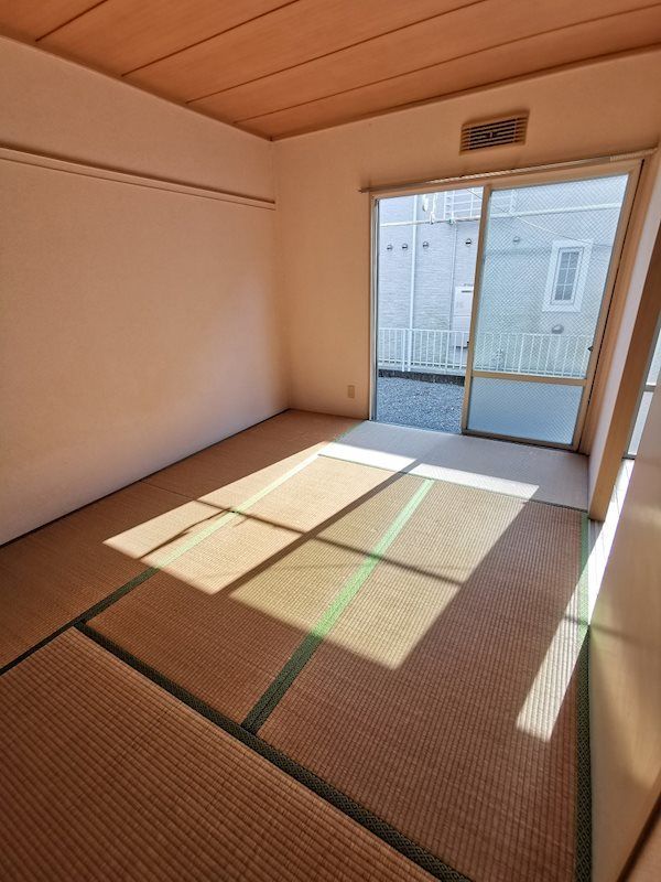 サンライフ川口 ベッドルーム