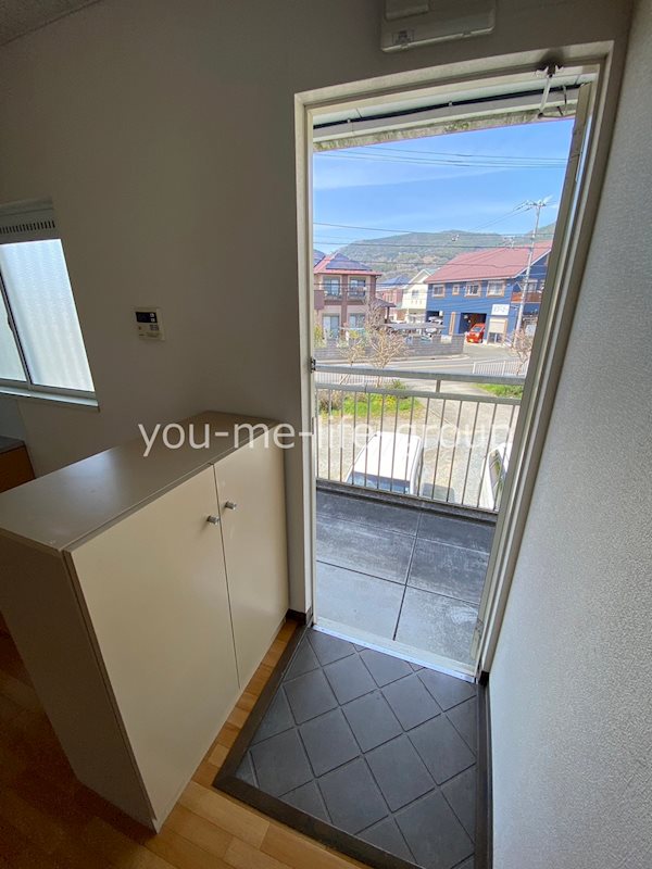 プリマヴェイラA 玄関