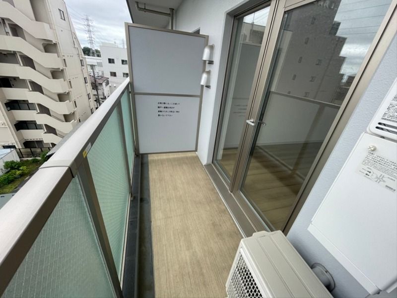小田急伊勢原駅前マンション ベランダ