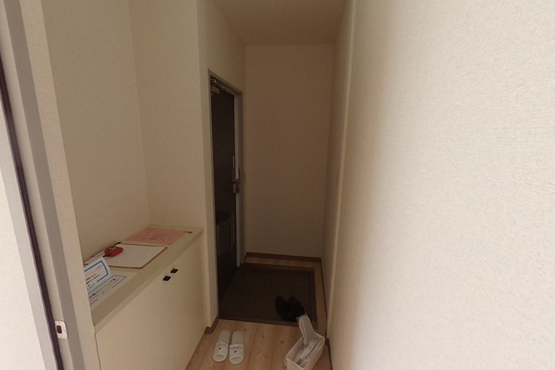 ニューハビテーション 玄関