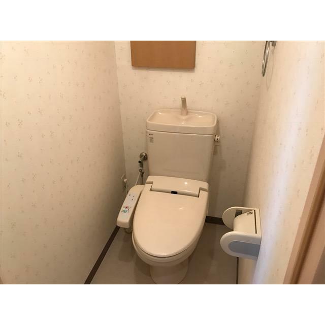 レガート横浜 玄関