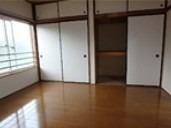 ベッドルーム
