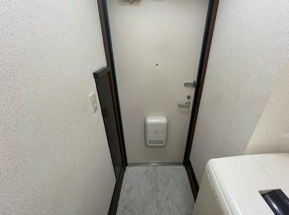 タートルストーンビル 玄関