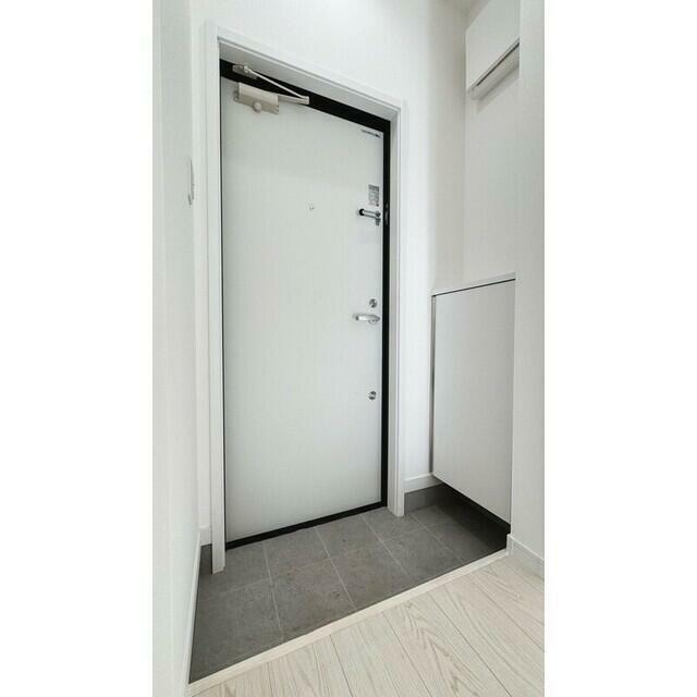 ルガノ 玄関