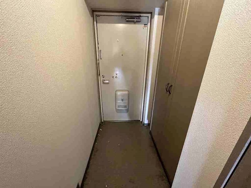 フィールド・サン 玄関