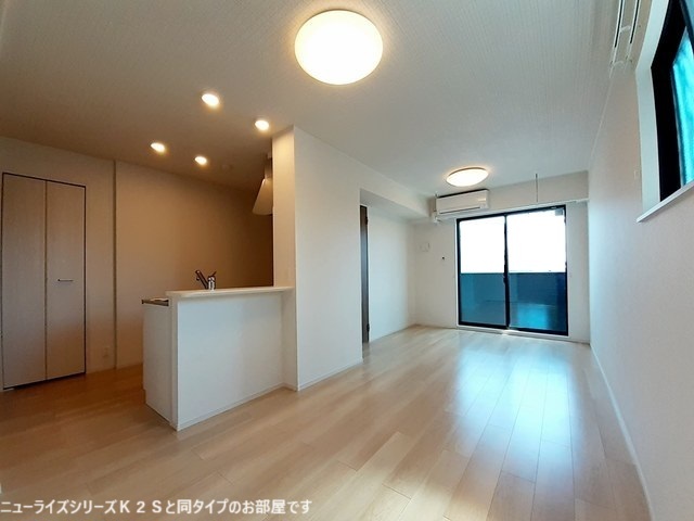Ｃａｌｍ　Ｃｏｕｒｔ リビング