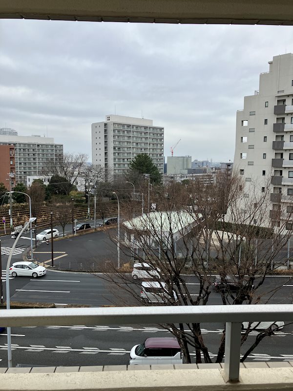 ハイツ東戸塚ⅡＢ号棟 ベランダ