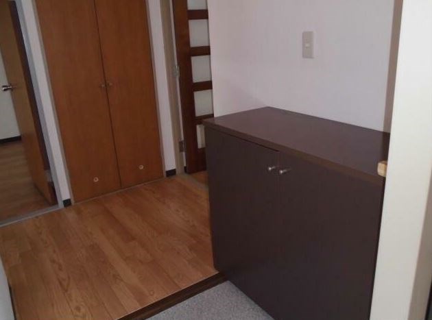 ピースフル18 玄関