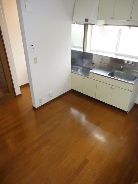 レーベンハイムＣ棟 キッチン