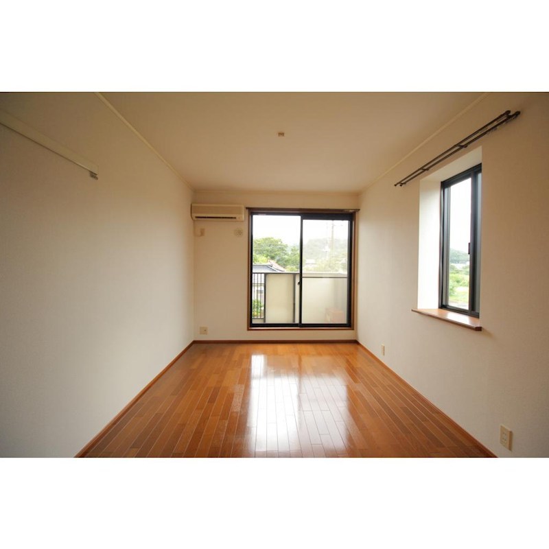 クレスト湘南 リビング