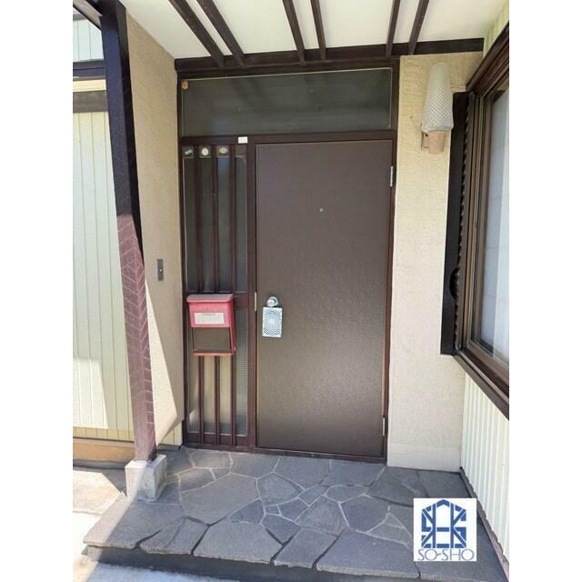大磯山王町貸家 玄関