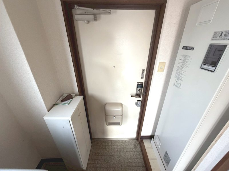 アドーレ湘南  玄関