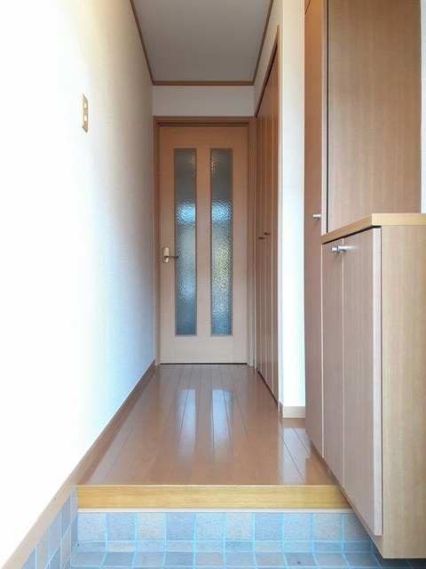 ポポラーレ 玄関