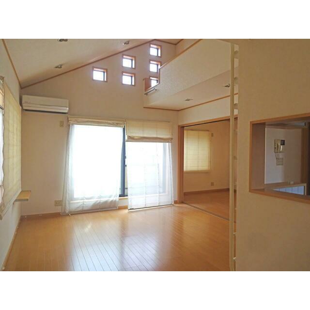 平塚市黒部丘戸建（０２０８０８） リビング
