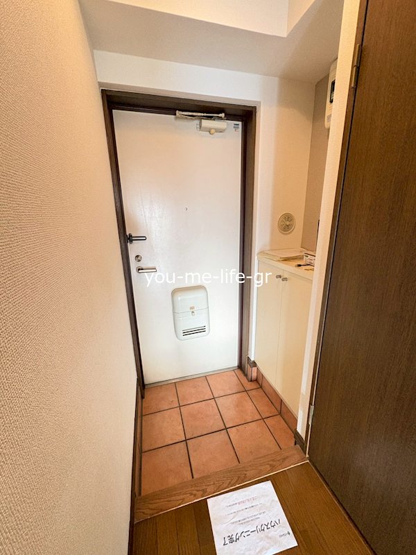 ピア八千代町 玄関