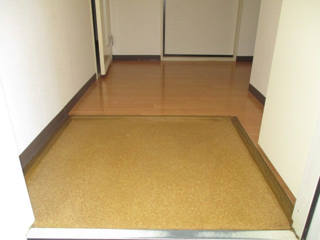 サンベルテ戸塚 玄関