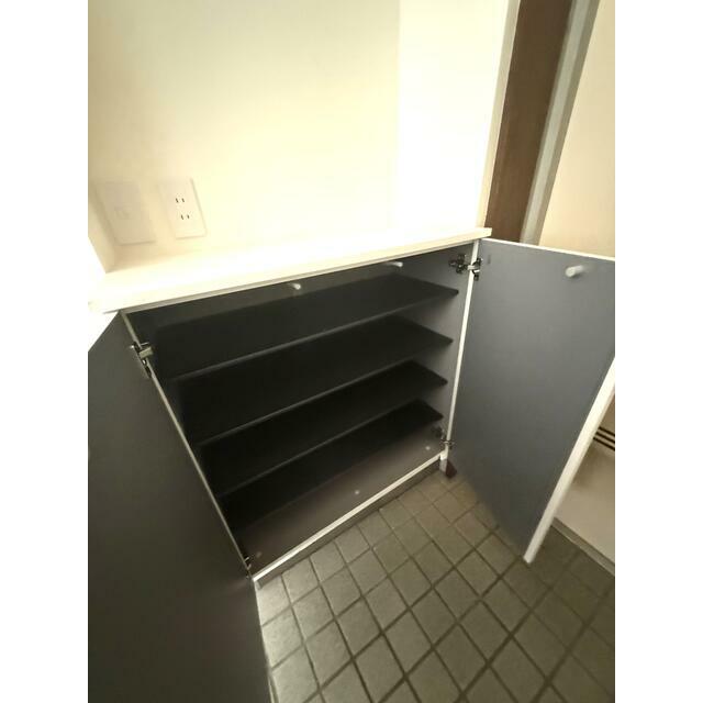 緑園かし和ビル 玄関