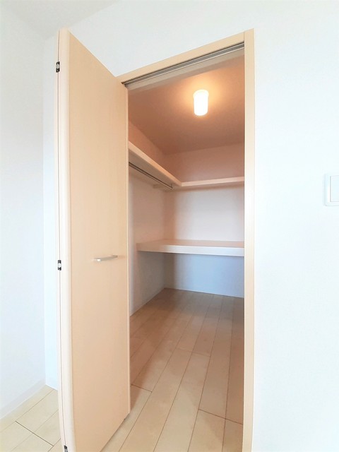 ベル　イシカワ その他2