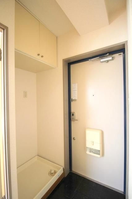 ジュネパレス平塚第一 玄関