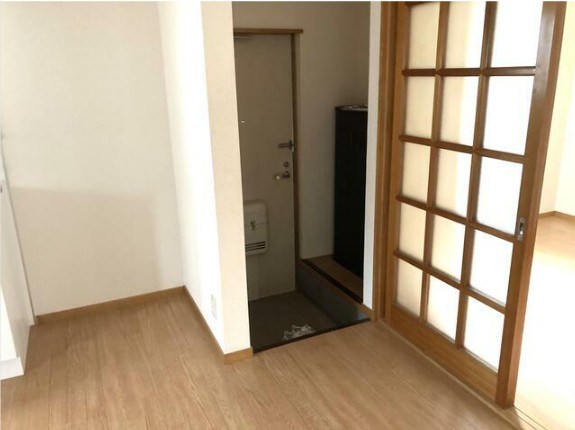 コーポ桃の木 玄関
