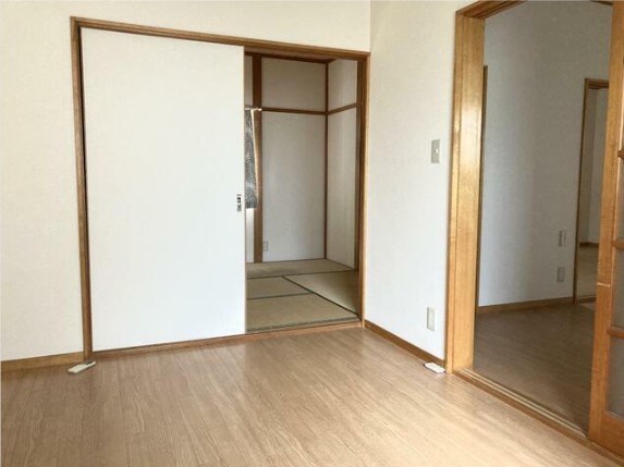 コーポ桃の木 リビング