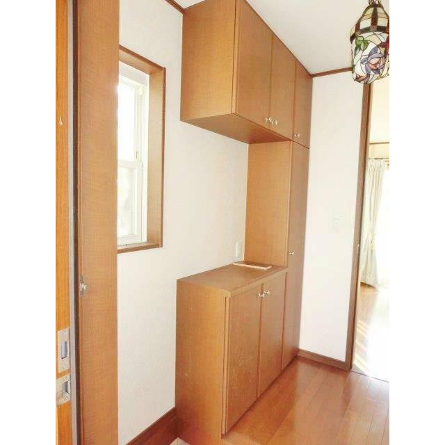 円行戸建 玄関