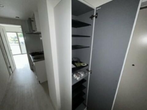 ジーメゾン海老名門沢橋エテルノ 玄関