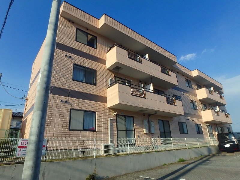 フルールジャルダン 203号室 外観