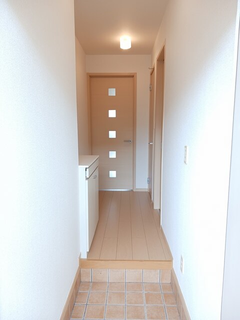 アドバンスクニヤン 玄関