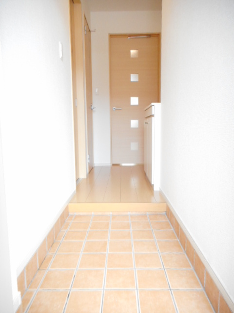 プラシード湘南 玄関