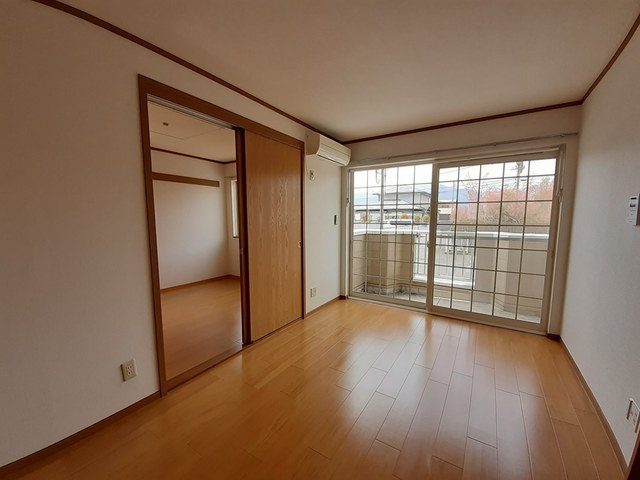 エステート本屋敷 リビング