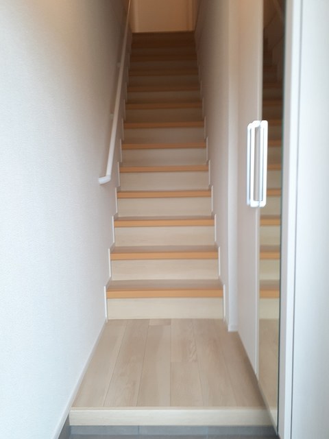 エスポワールＭ 玄関