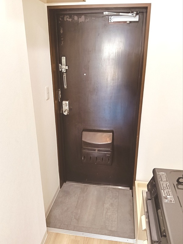 吉原ビル 玄関