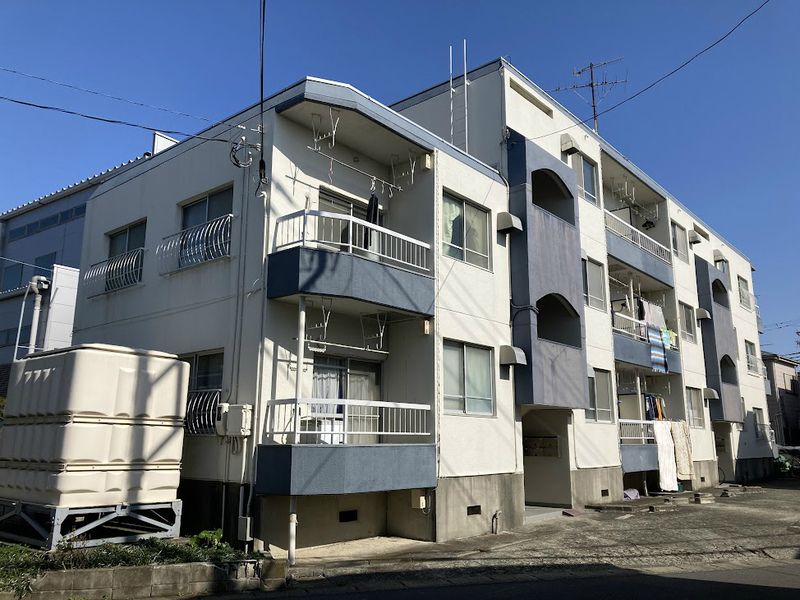 第一和泉コーポ 204号室 外観