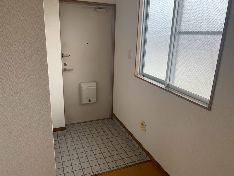 レイフローラルIV 玄関