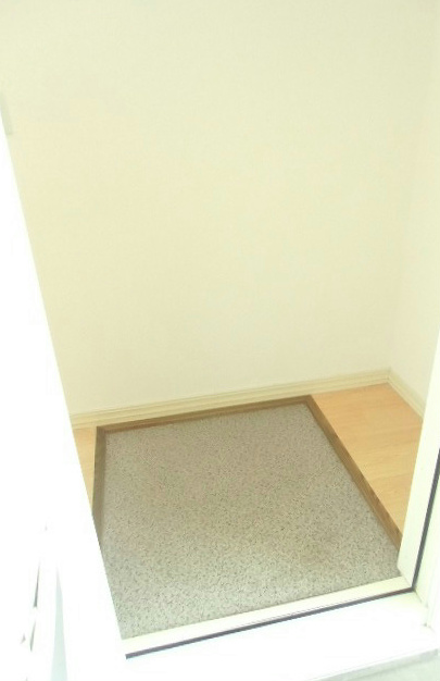 ハイツ北村 玄関