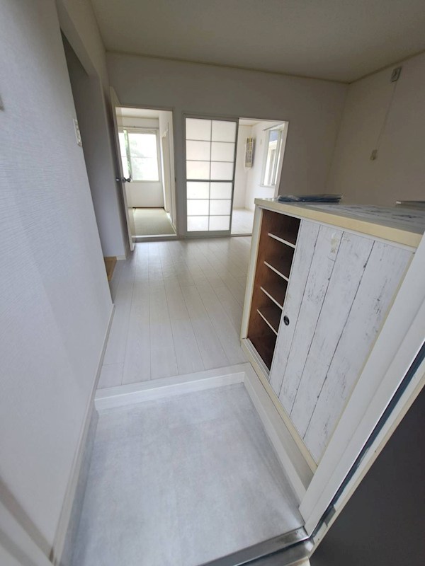 メゾン石井 玄関