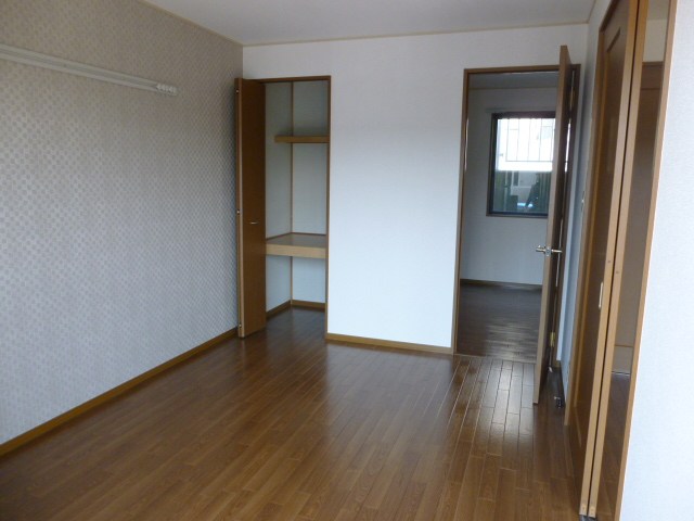 一之崎ハイツ ベッドルーム
