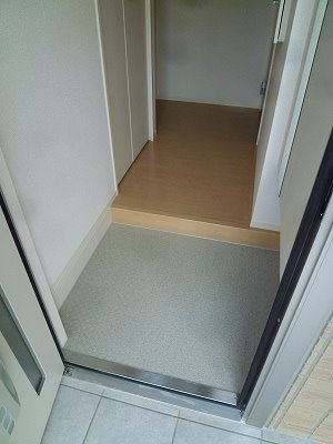 ラ　パーチェ 玄関