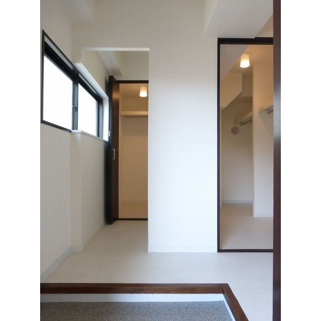 セーフズマンション 玄関