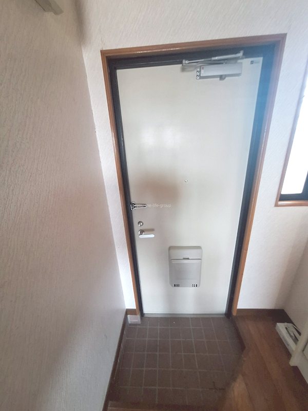 グランドハイツ 玄関