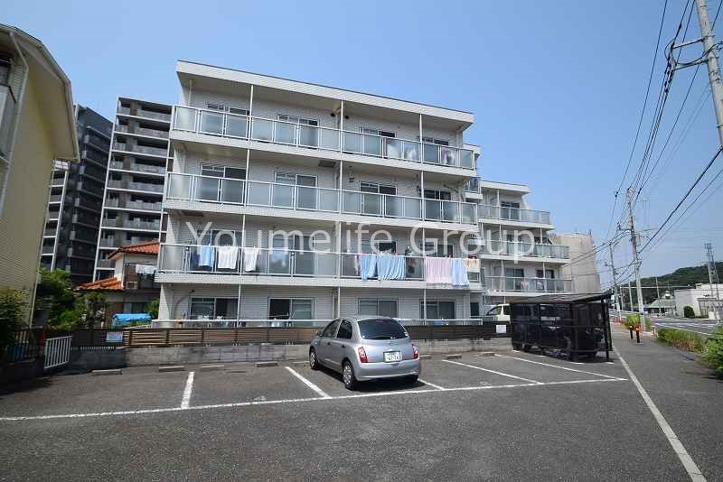 コリーヌマンション 401号室 外観