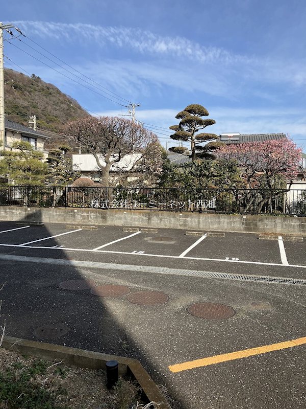 モンメール大磯 駐車場