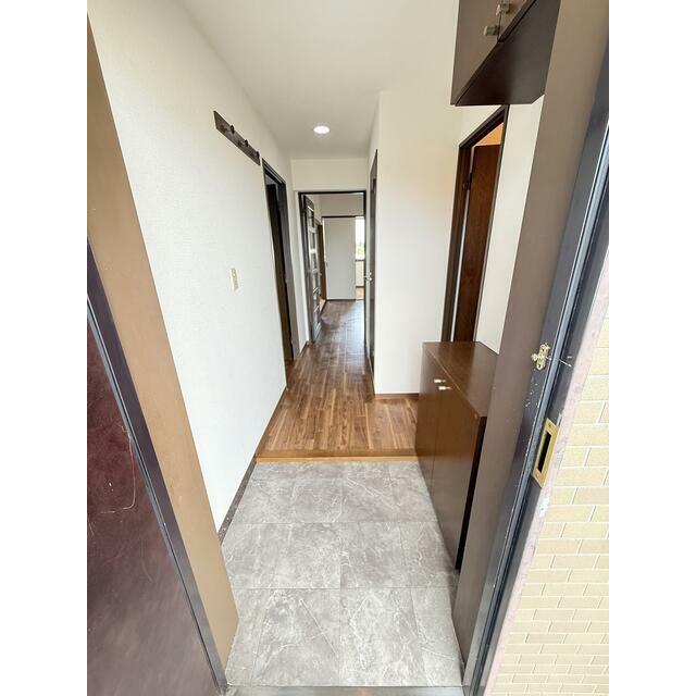 グランドール影取 玄関