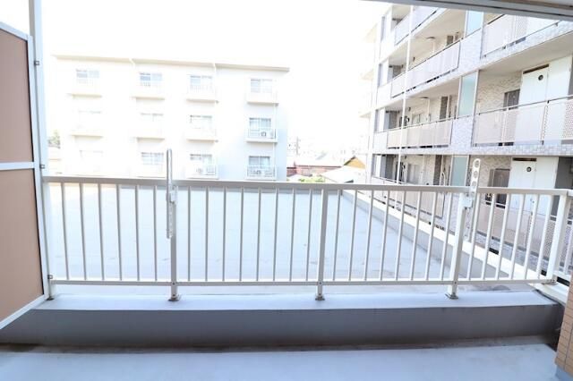 ゼファール湘南Ⅴ ベランダ