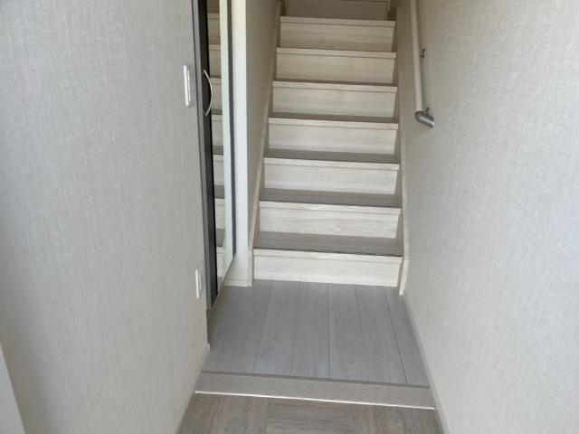 ＲＵＢＥＬＵＳＯ（ルベルソ） 玄関